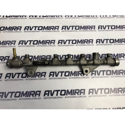 Топливная рампа Renault Megane II 1.9 DCI 2002-2009 8200620689